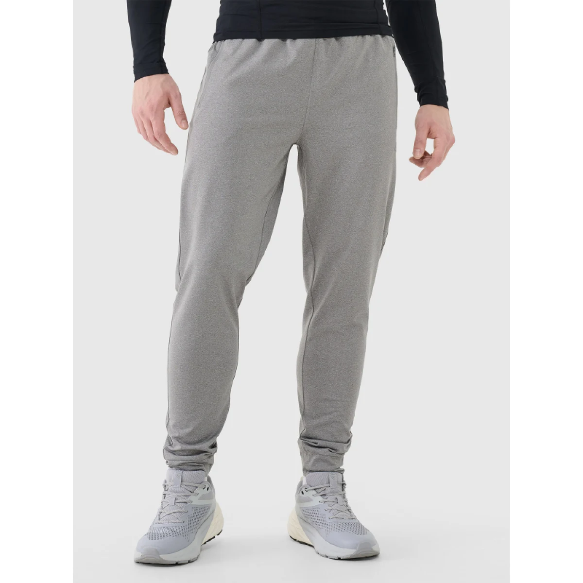 Pánske tepláky 4F TROUSERS FNK M1046-25M-GREY MELANGE · záber 2