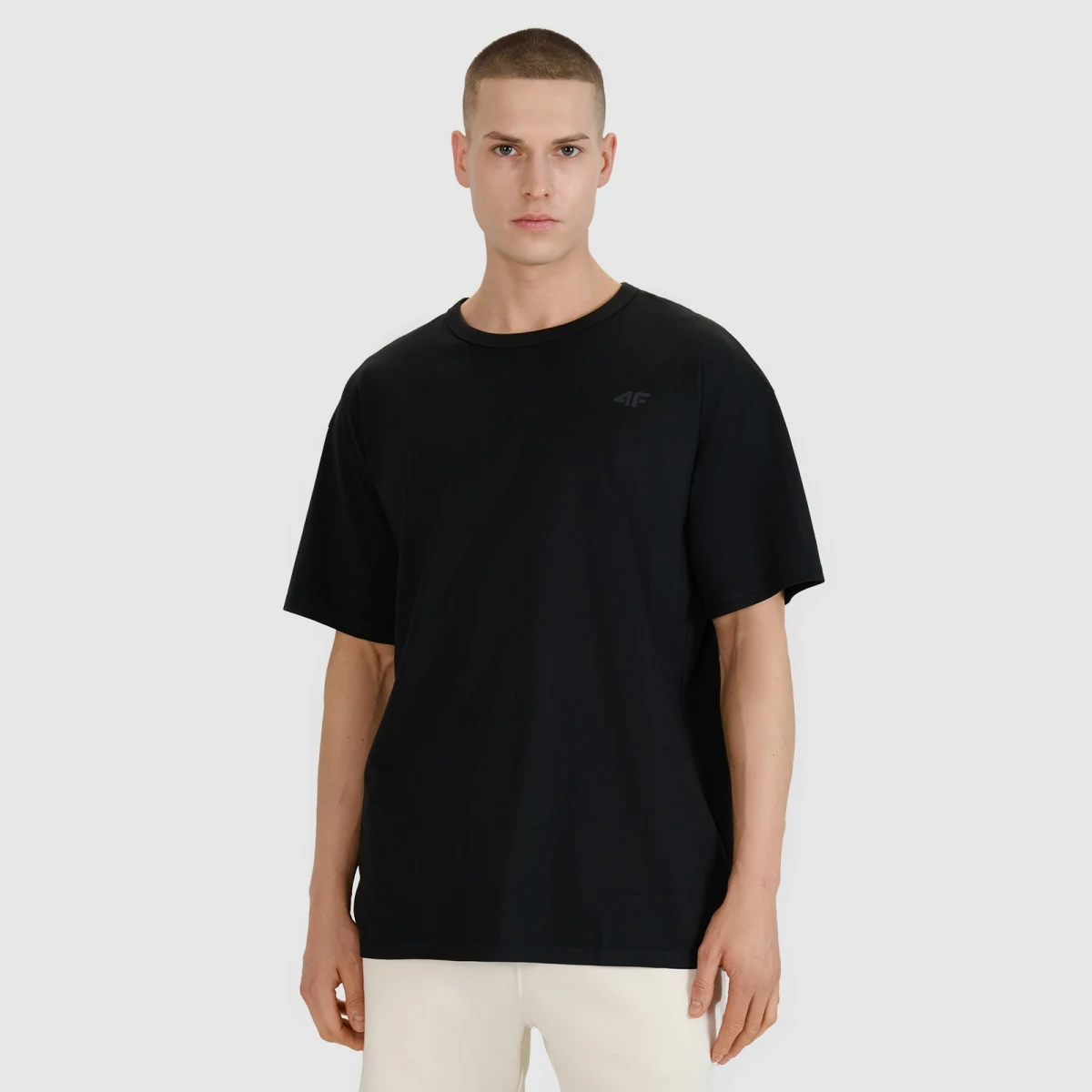 Pánské hladké tričko oversize - černé · záber 1