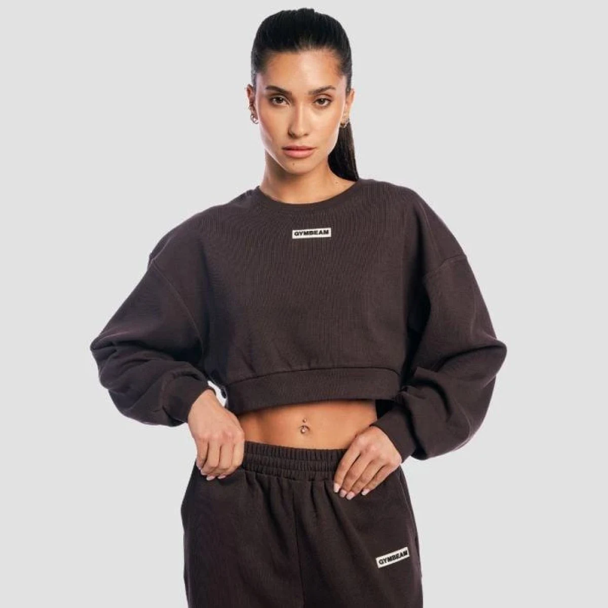 GymBeam Dámská mikina Cropped Aura Tee Brown - Velikost: S | Barva: hnedá | Pohlavie: Dámské | Hmotnost: 0,37 kg | Balení: 36 · záber 6