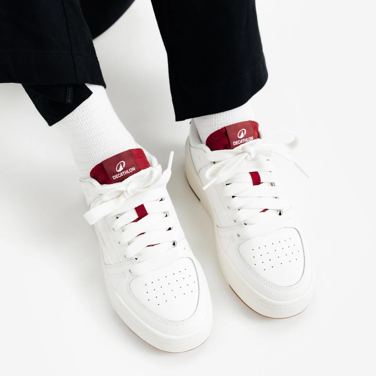DECATHLON Dámske kožené tenisky CJ80 Platform bielo-bordové 36 · záber 2