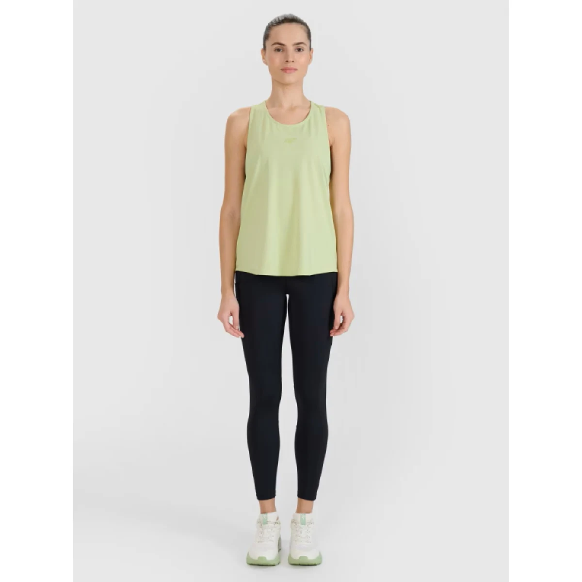 Dámské tréninkové tílko 4F SLEEVELESS FNK F412-42S-LIGHT GREEN · záber 4