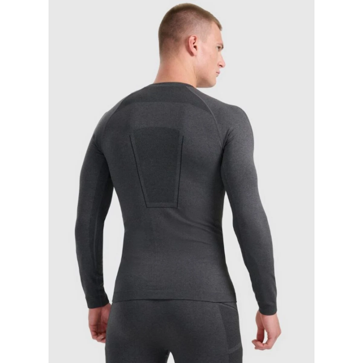 Pánské termo tričko s dlouhým rukávem 4F SEAMLESS UNDERWEAR M237-WAW25USEAM237-21M-BLACK MELANGE · záber 4