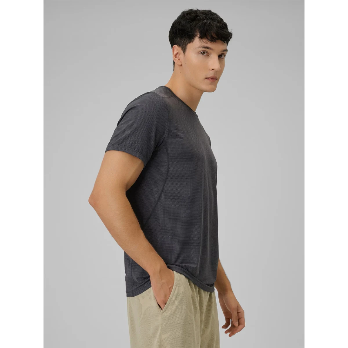 Pánské běžecké tričko s krátkým rukávem 4F TSHIRT FNK M1778-21A-BLACK ALLOVER · záber 3