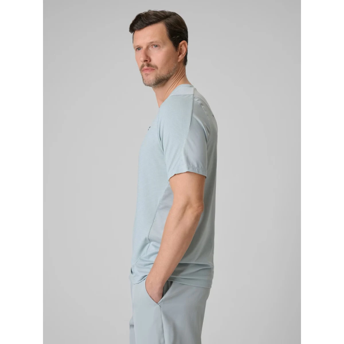 Pánske bežecké tričko s krátkym rukávom 4F TSHIRT FNK M1775-47S-MINT · záber 3