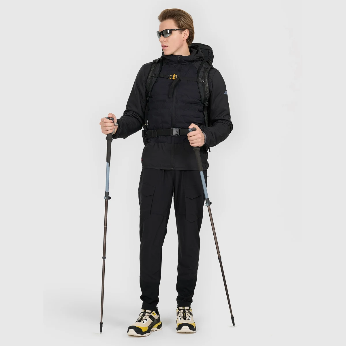Pánská trekingová bunda s výplní Primaloft Silver - černá · záber 2