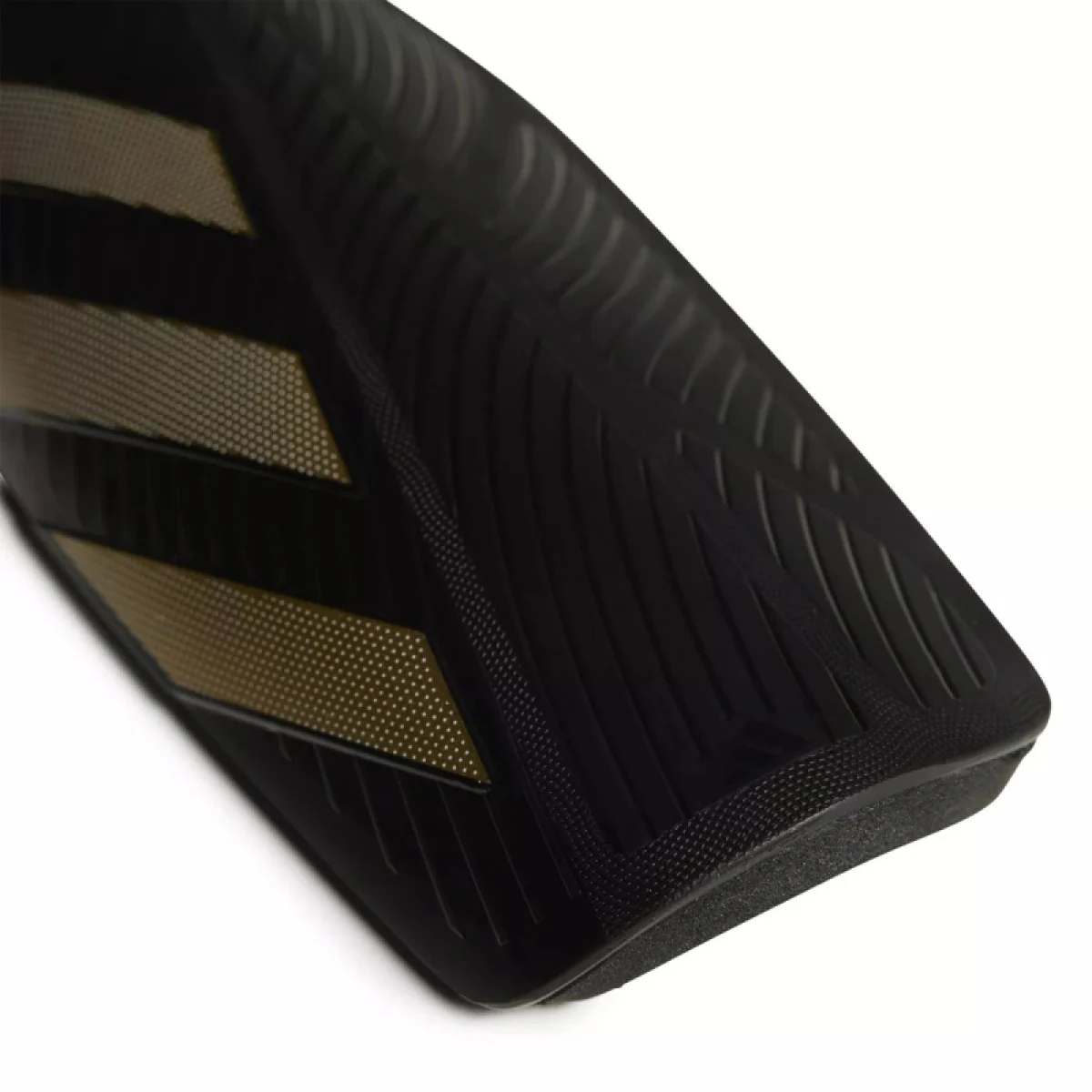 Futbalový chránič ADIDAS TIRO SG EU CLB BLACK GOLDMT WHITE · záber 3