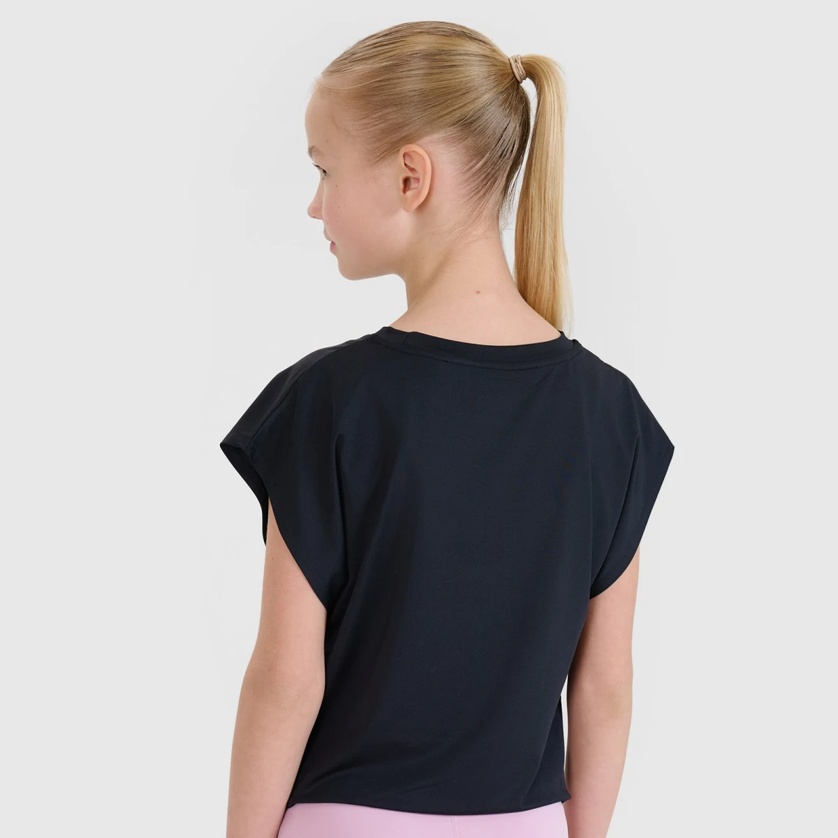 Dívčí tréninkové tričko s krátkým rukávem 4F JUNIOR TSHIRT FNK F1184-20S-DEEP BLACK · záber 2