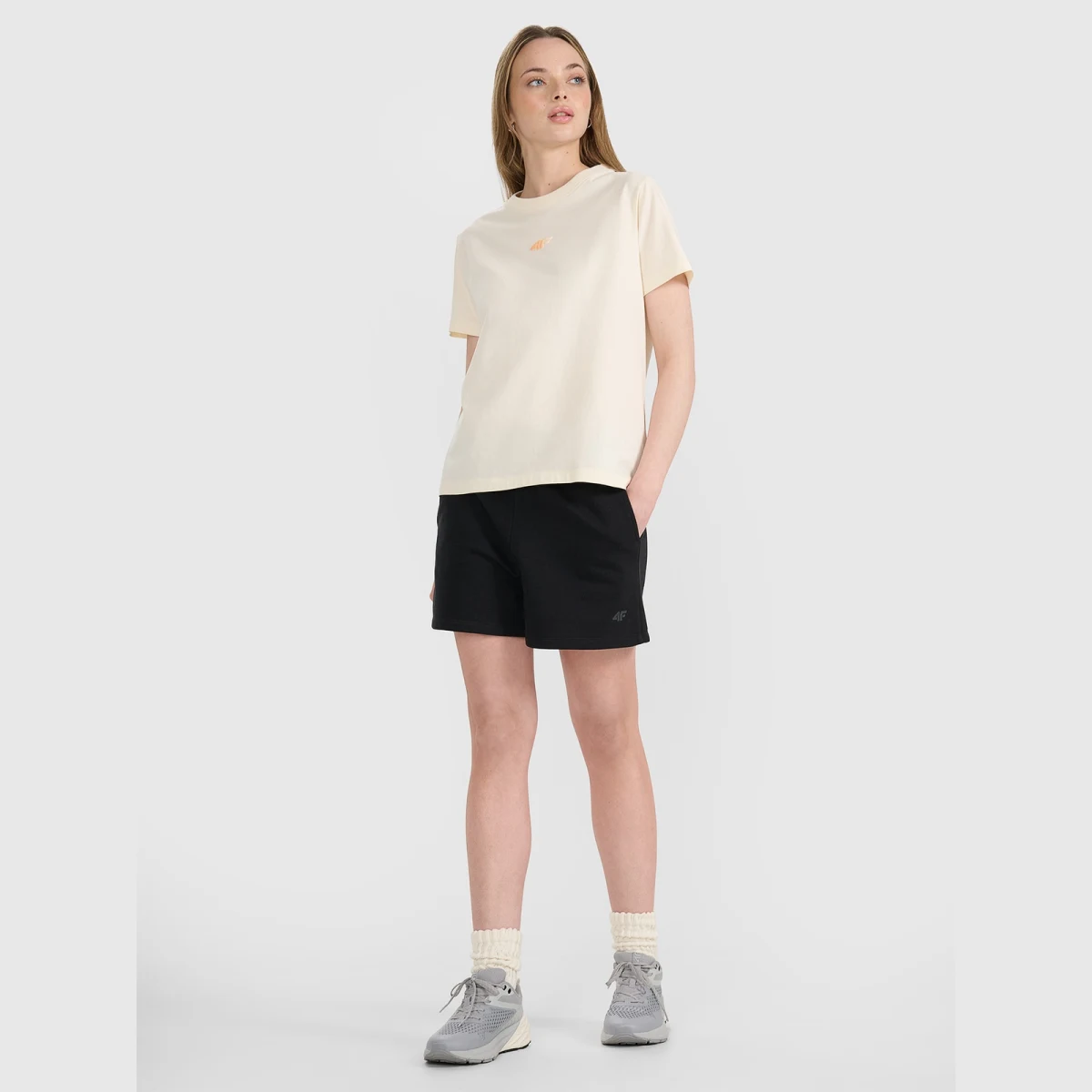 Dámske oversize tričko s potlačou - béžová · záber 4