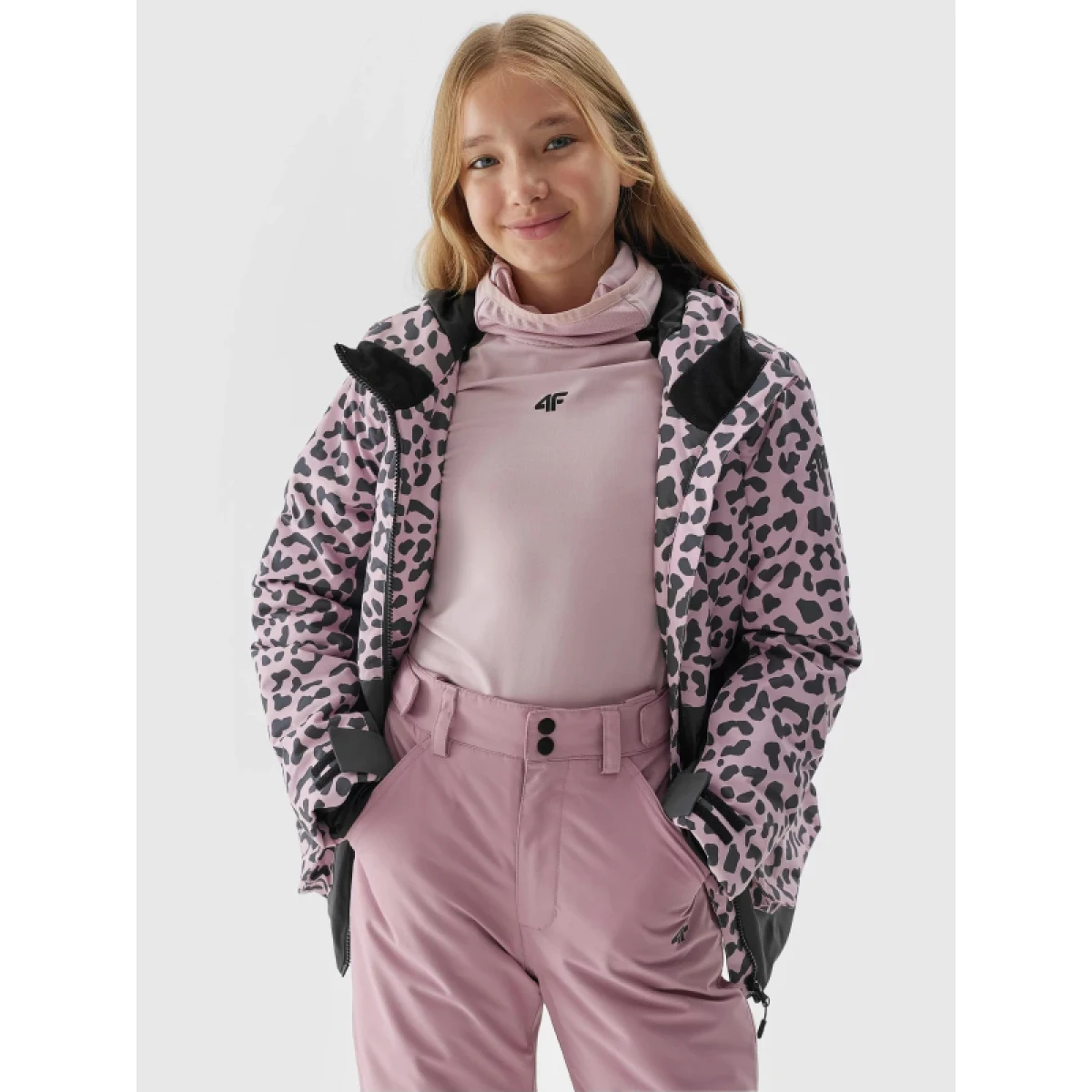 Dívčí lyžařská bunda 4F JUNIOR TECHNICAL JACKET-JAW23TTJAF357-90A-MULTICOLOUR ALLOVER · záber 3