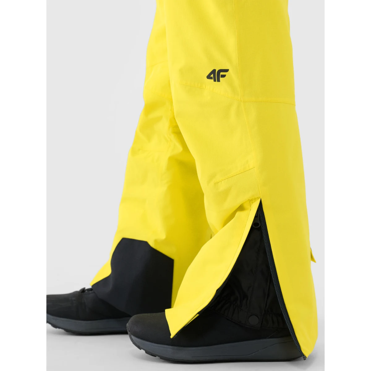 Chlapčenské lyžiarske nohavice 4F JUNIOR TROUSERS FNK M0953-4FJWAW25TFTRM0953-71S-YELLOW · záber 3