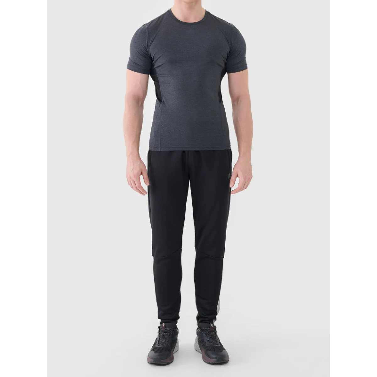 Pánské tréninkové tričko s krátkým rukávem 4F TSHIRT FNK M2141-22M-ANTHRACITE MELANGE · záber 4