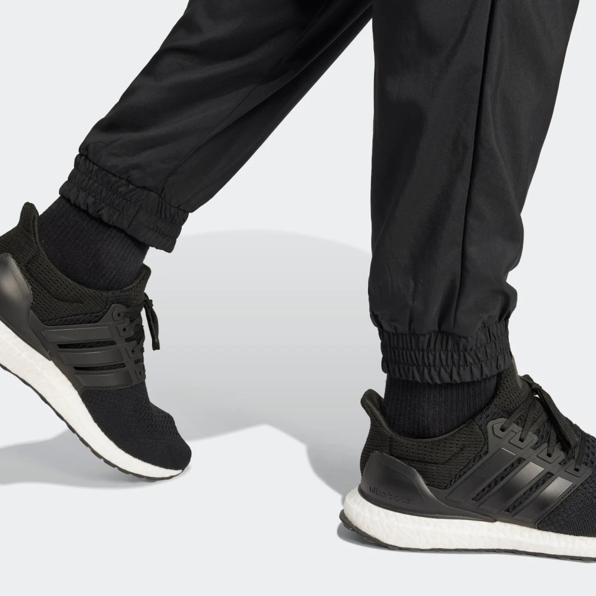 ADIDAS ADIDAS pánske bežecké nohavice čierne M · záber 2