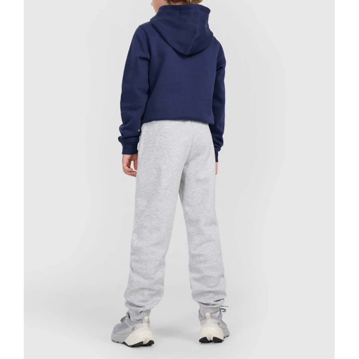Chlapčenské zateplené tepláky 4F JUNIOR TROUSERS CAS M1510-4FJWMM00TTROM1510-25M-GREY MELANGE · záber 4