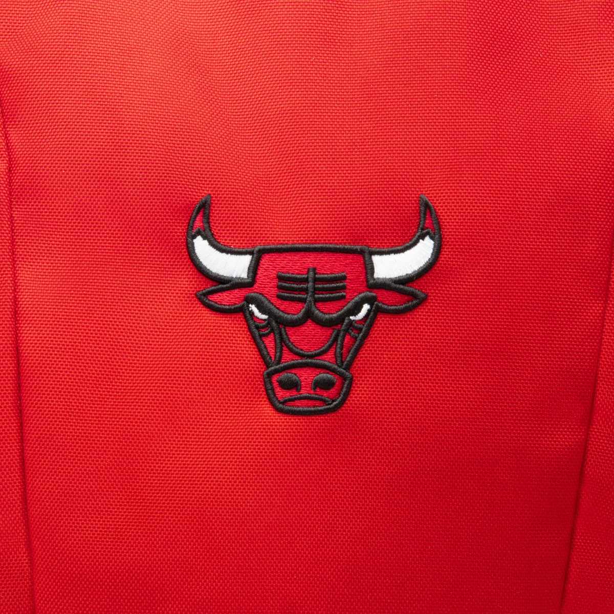 TARMAK Batoh na basketbal 25 l NBA Chicago Bulls bez · záber 2