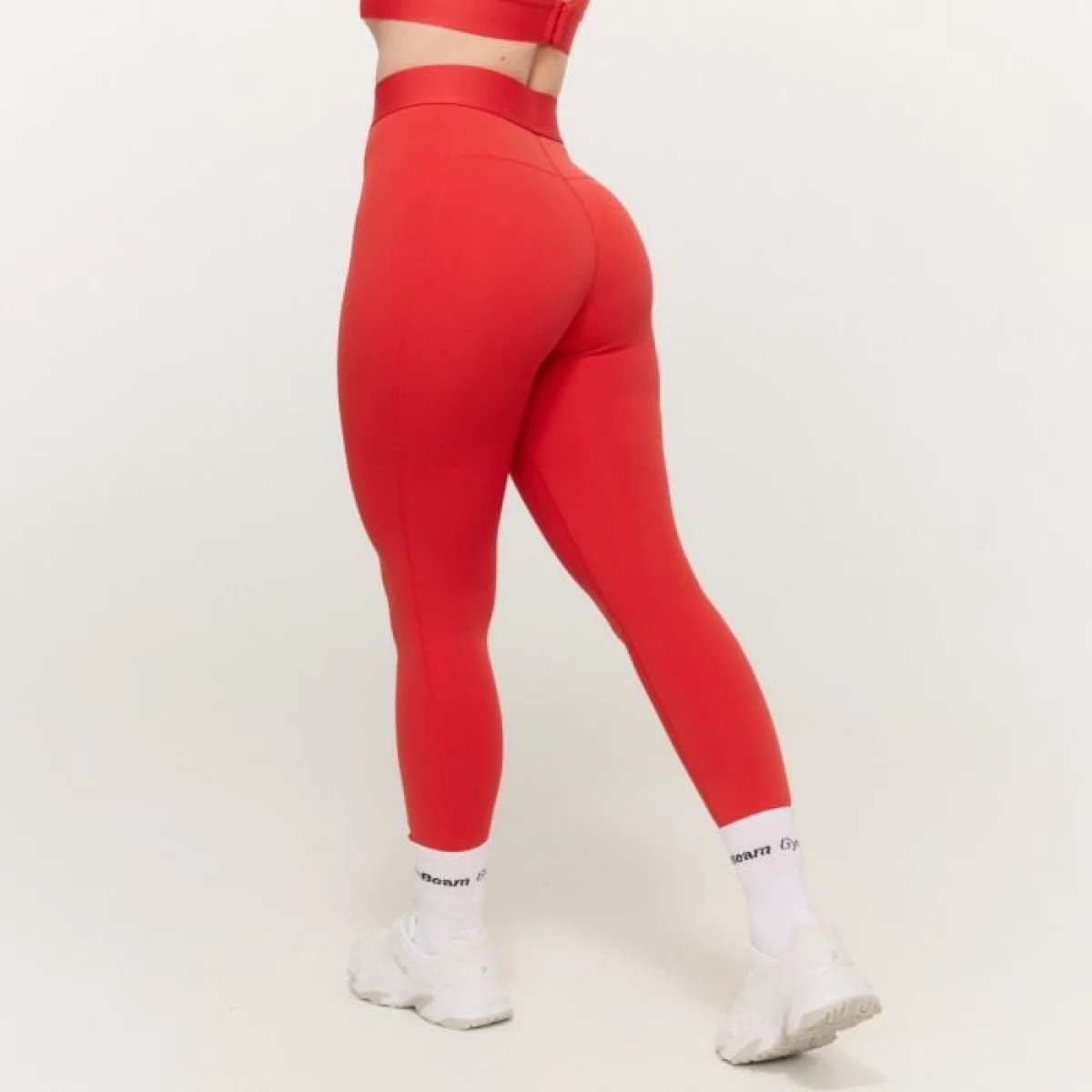 Дамски клинове Limitless Hot Red - GymBeam - Размер: XS | Тегло: 0,18 g | Опаковка: 110 · záber 1