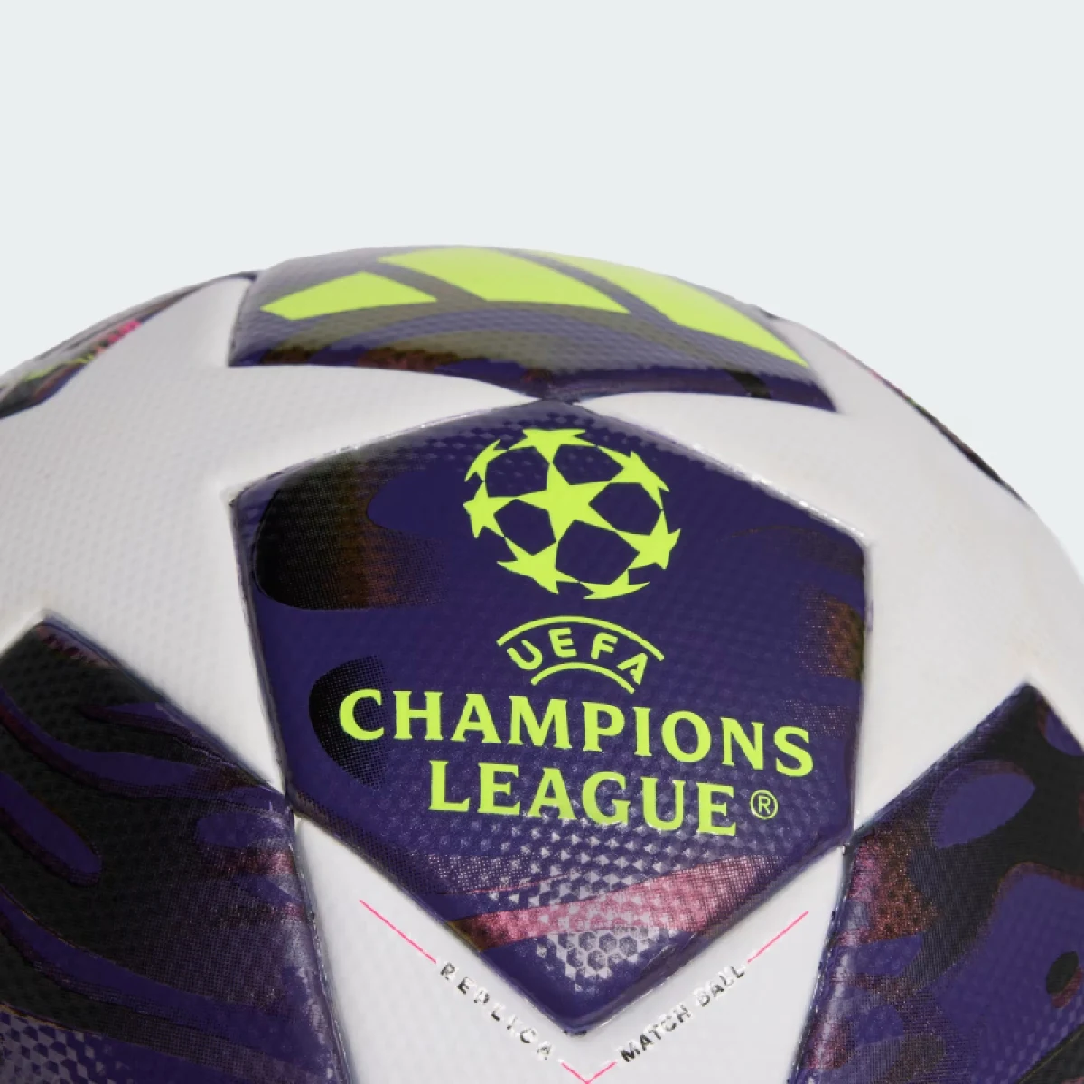 Futbalová lopta ADIDAS UCL LGE J290 F DPURPL WHITE SYELLO · záber 4