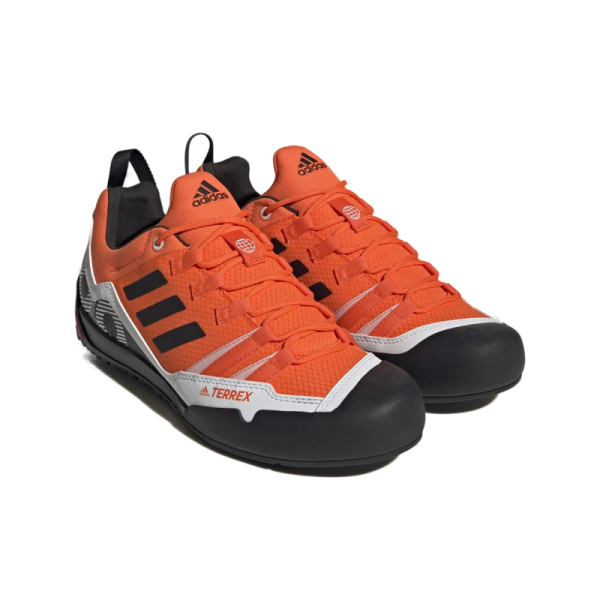 Pánská nízká turistická obuv ADIDAS Terrex Swift Solo Approach impact orange core black white · záber 4