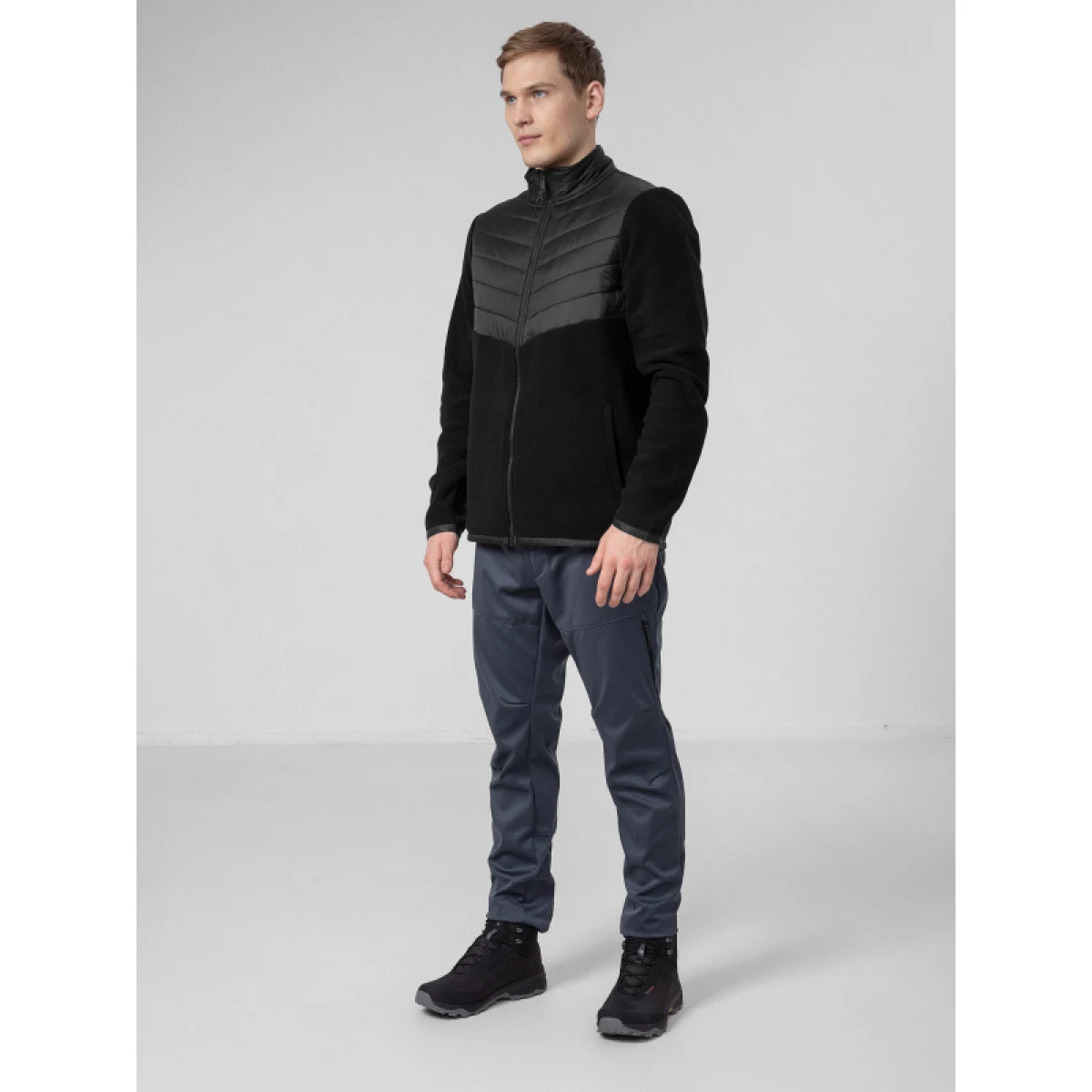Pánská turistická fleece mikina se zipem 4F MENS FLEECE PLM014A-20S-DEEP BLACK · záber 3