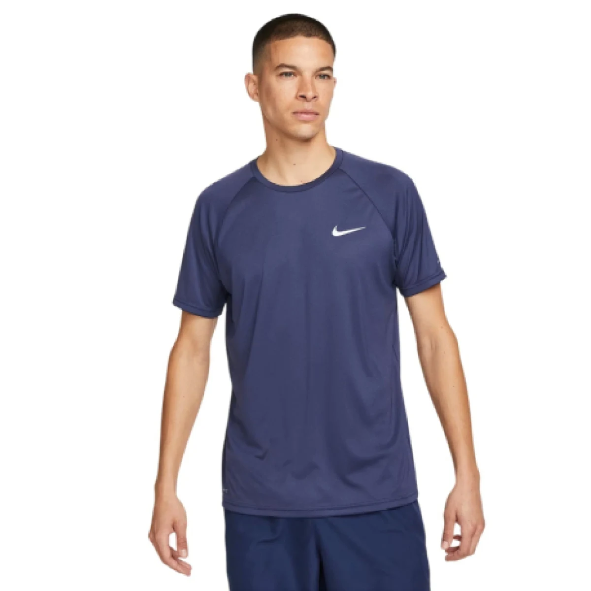 Pánske tričko s krátkym rukávom NIKE ESSENTIAL MIDNIGHT NEVY · záber 1