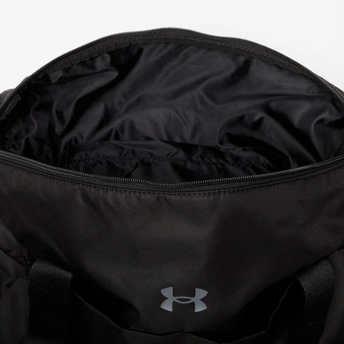 Dámska cestovná taška UNDER ARMOUR UA Studio Lite Duffle-BLK · záber 3