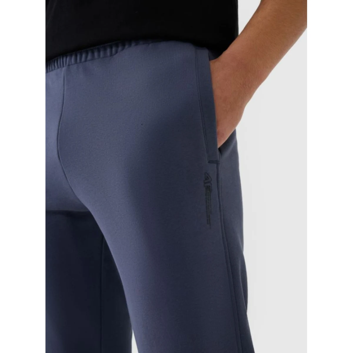 Pánské tepláky 4F TROUSERS CAS M1014-22S-ANTHRACITE · záber 2