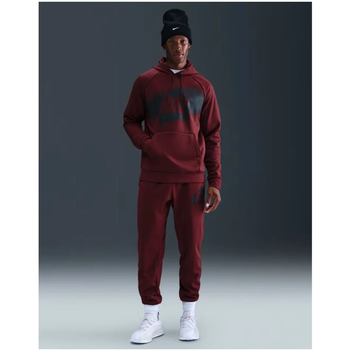 Pánske tepláky NIKE M NK TF FLEECE JOGGER GFX DARK TEAM RED · záber 2