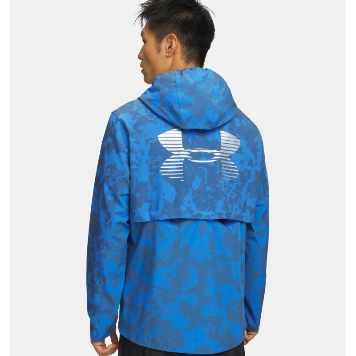 Pánska bežecká bunda UNDER ARMOUR UA Velociti Pro Storm Jacket - Veľkosť: 2400 | Hmotnosť: 2400 g · záber 4