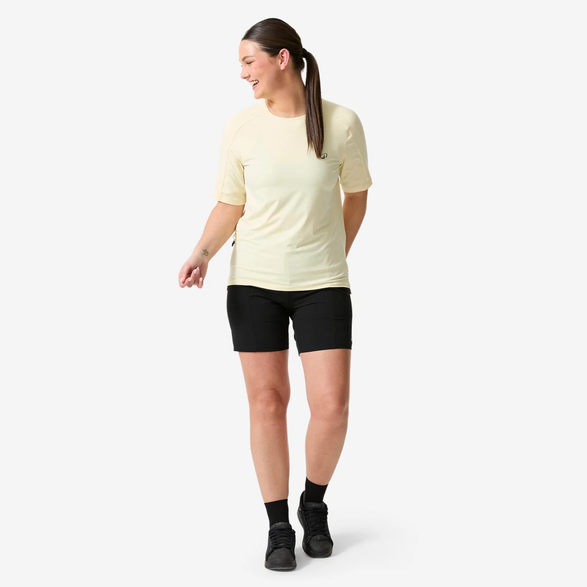 ROCKRIDER Unisex dres na horskú cyklistiku 500 krátky rukáv žltý M · záber 2