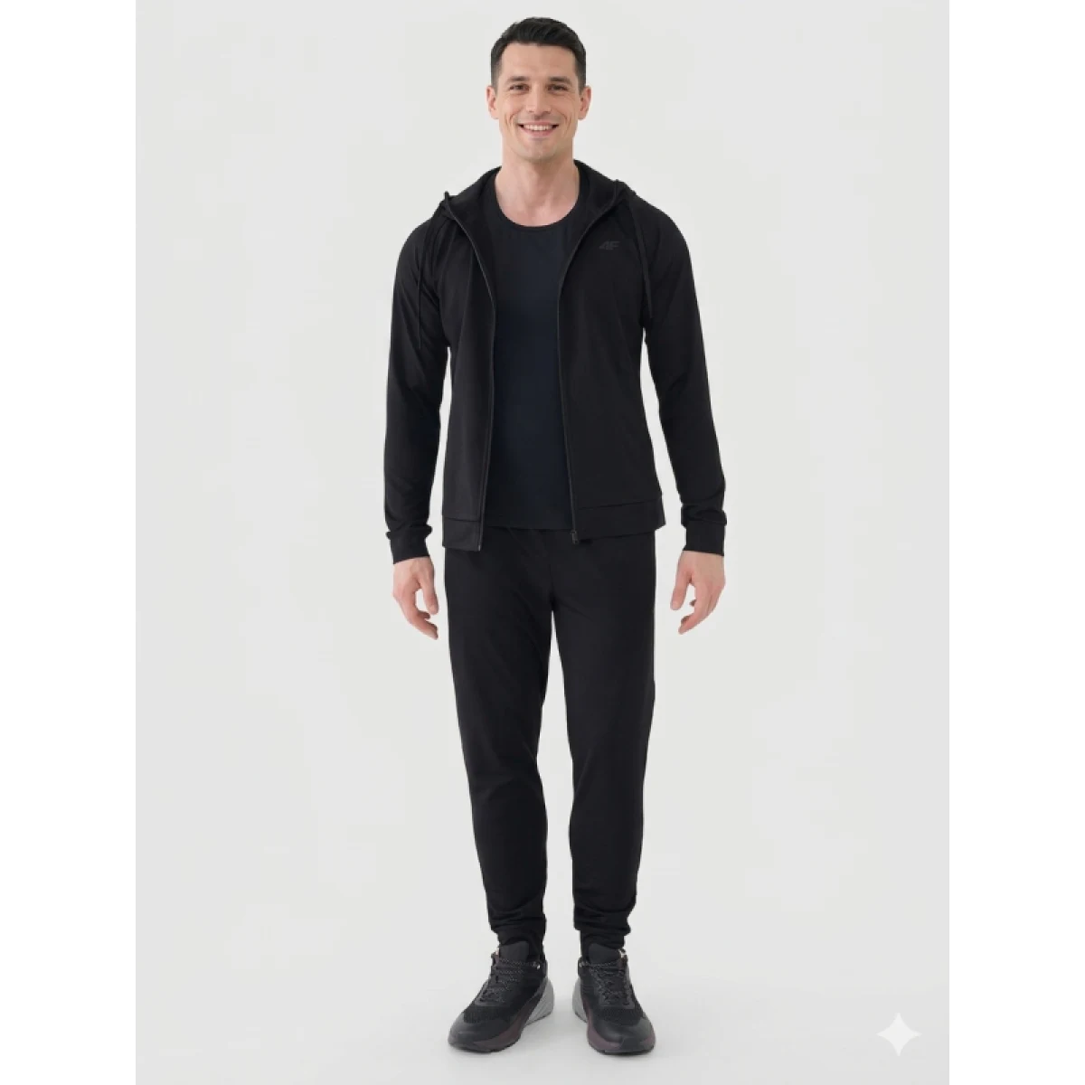 Pánske tepláky 4F TROUSERS FNK M1046-20S-DEEP BLACK · záber 3