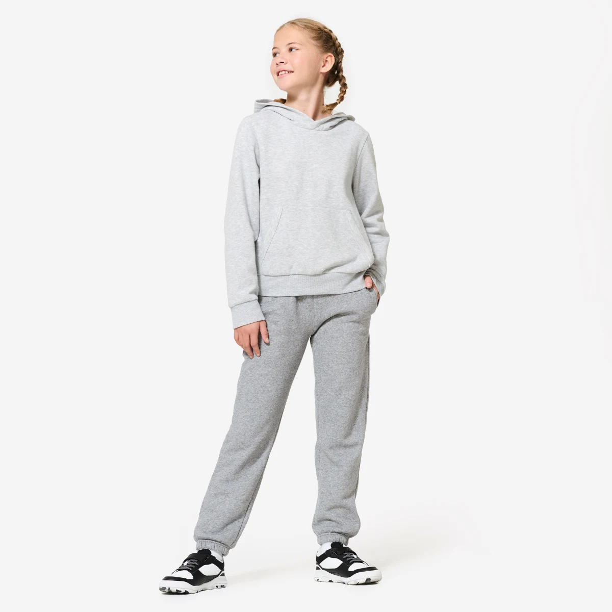 DOMYOS Detské hrejivé tepláky k súprave tmavosivé 10-11 r (141-150 cm) · záber 2