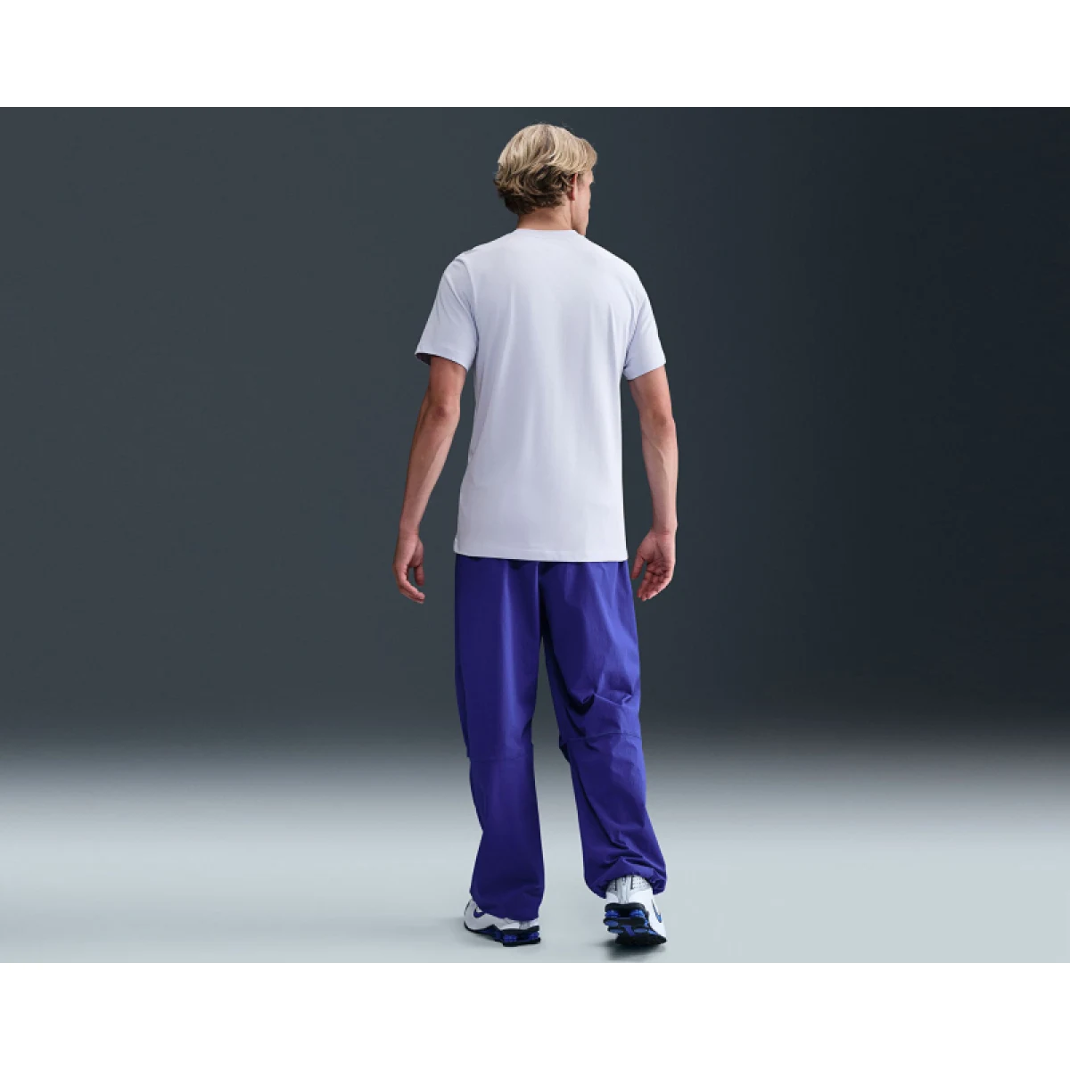 Pánske tričko s krátkym rukávom NIKE M NSW TEE 12MO FUTURA SP25 · záber 5