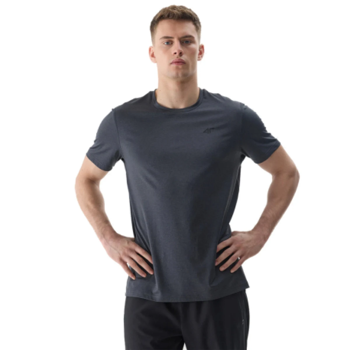 Pánské tréninkové tričko s krátkým rukávem 4F TSHIRT FNK-WSS24TFTSM599-20M-DEEP BLACK MELANGE · záber 1