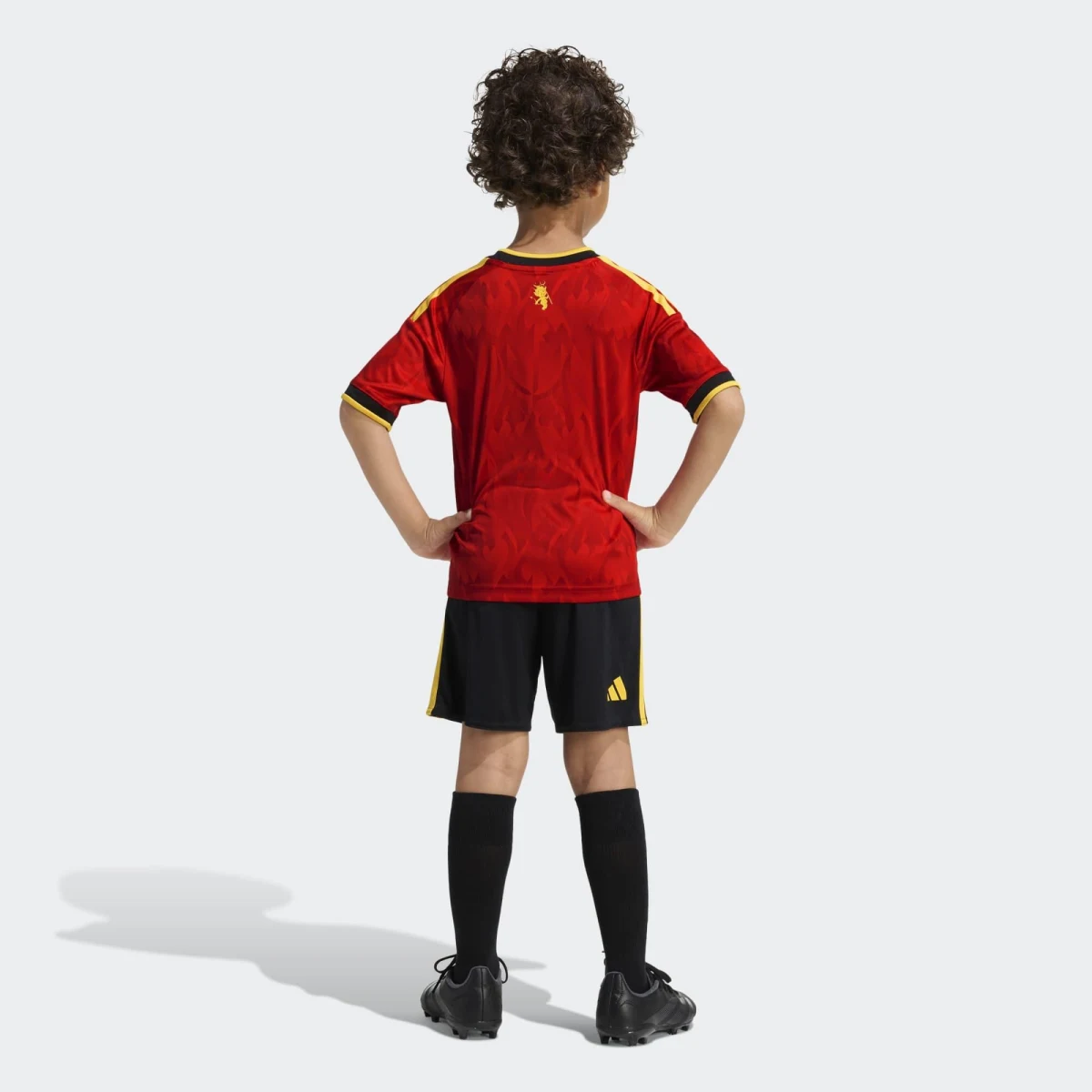 ADIDAS ADIDAS Belgicko 2026 detský domáci futbalový komplet 3-4 r · záber 2