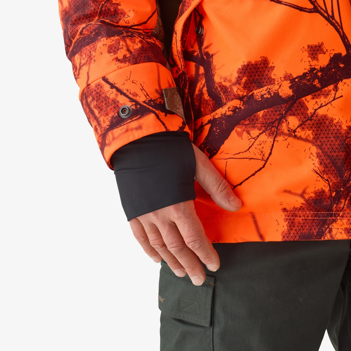 SOLOGNAC Nepremokavá, hrejivá a nehlučná poľovnícka bunda Treemetic fluo 500 2XL · záber 2