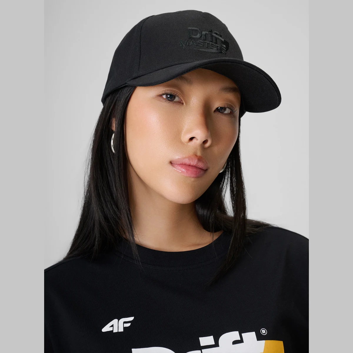Unisex kšiltovka strapback 4F x Drift Masters - černá · záber 2