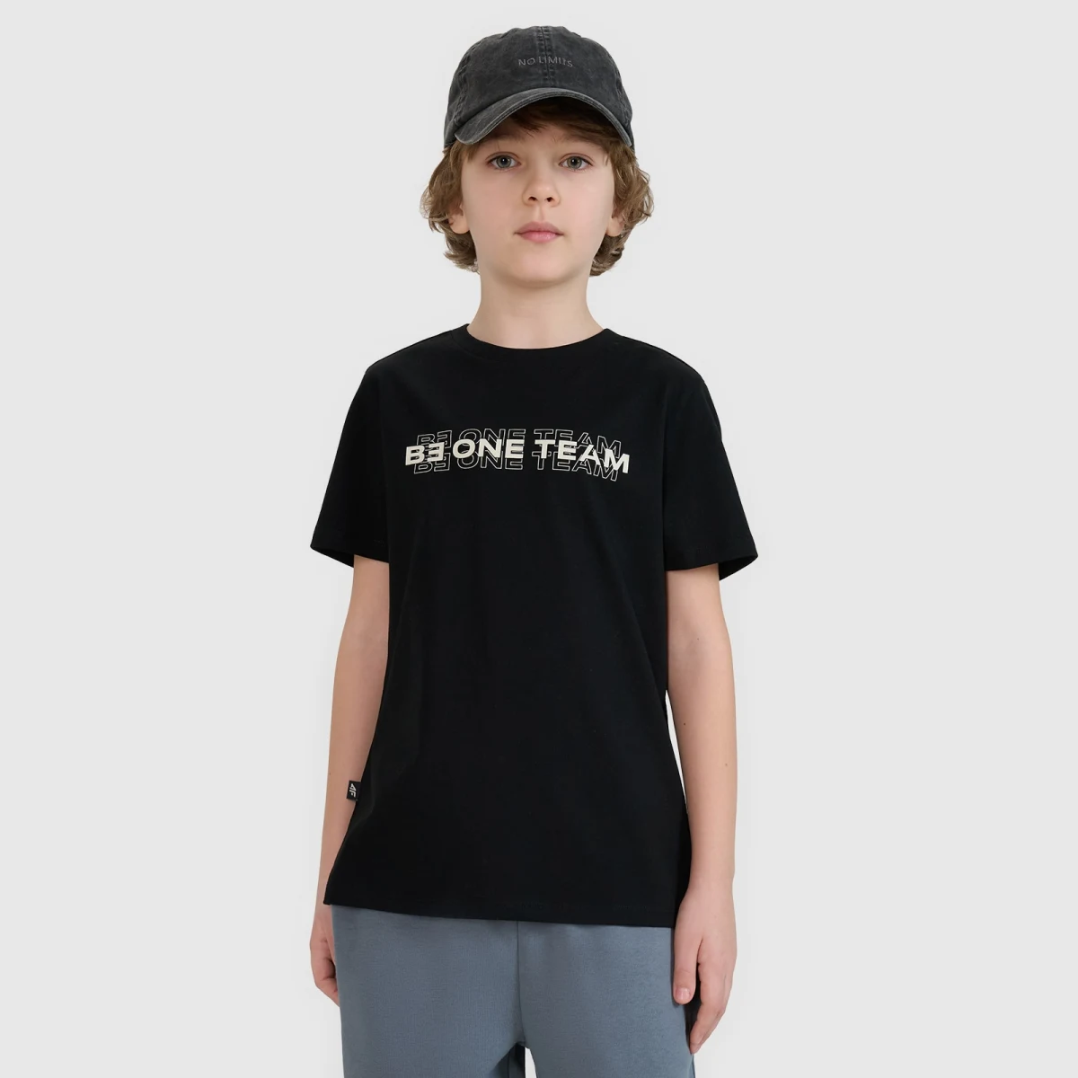 Chlapecké tričko s krátkým rukávem 4F JUNIOR TSHIRT M2186-20S-DEEP BLACK · záber 6