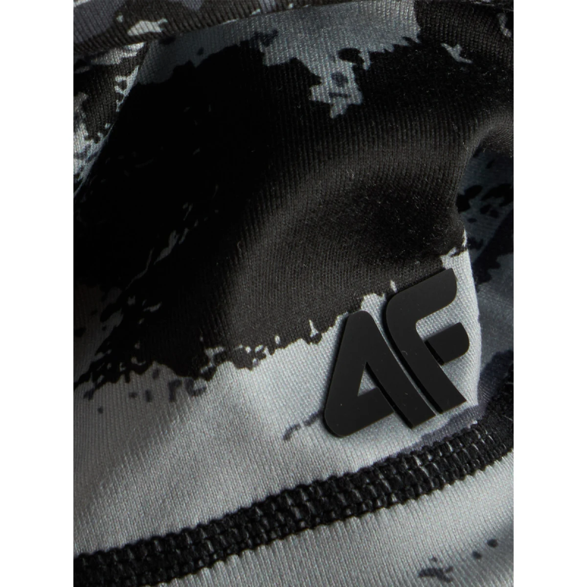 Nákrčník 4F BANDANA U102-WAW25ABDAU102-90A-MULTICOLOUR ALLOVER · záber 3