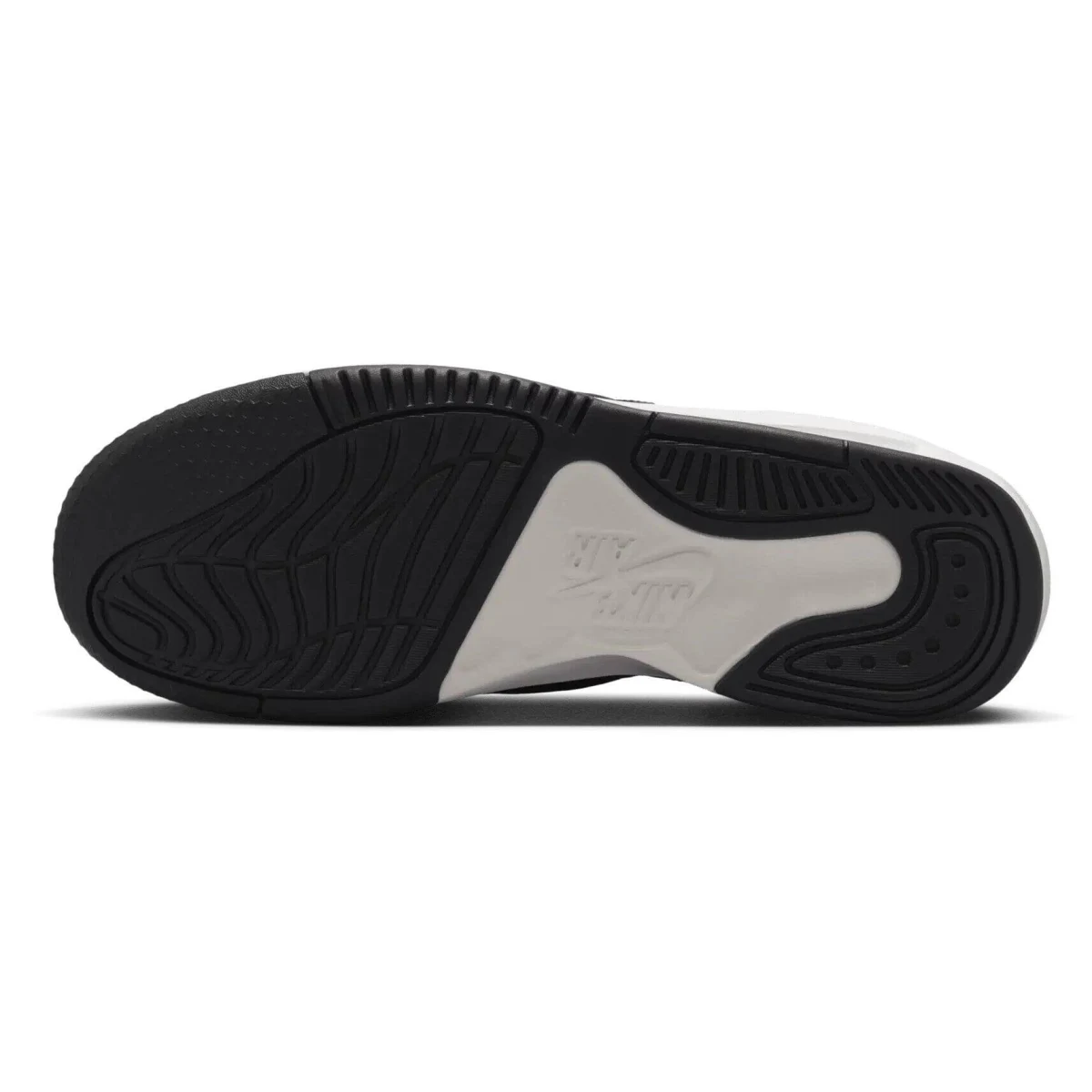 Nike Air Jordan Max Aura 5 - 44 · záber 2