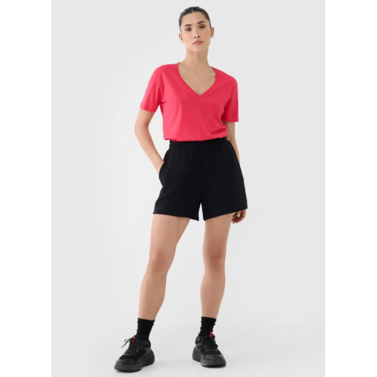Dámské kraťasy 4F SHORTS CAS F540-20S-DEEP BLACK · záber 3