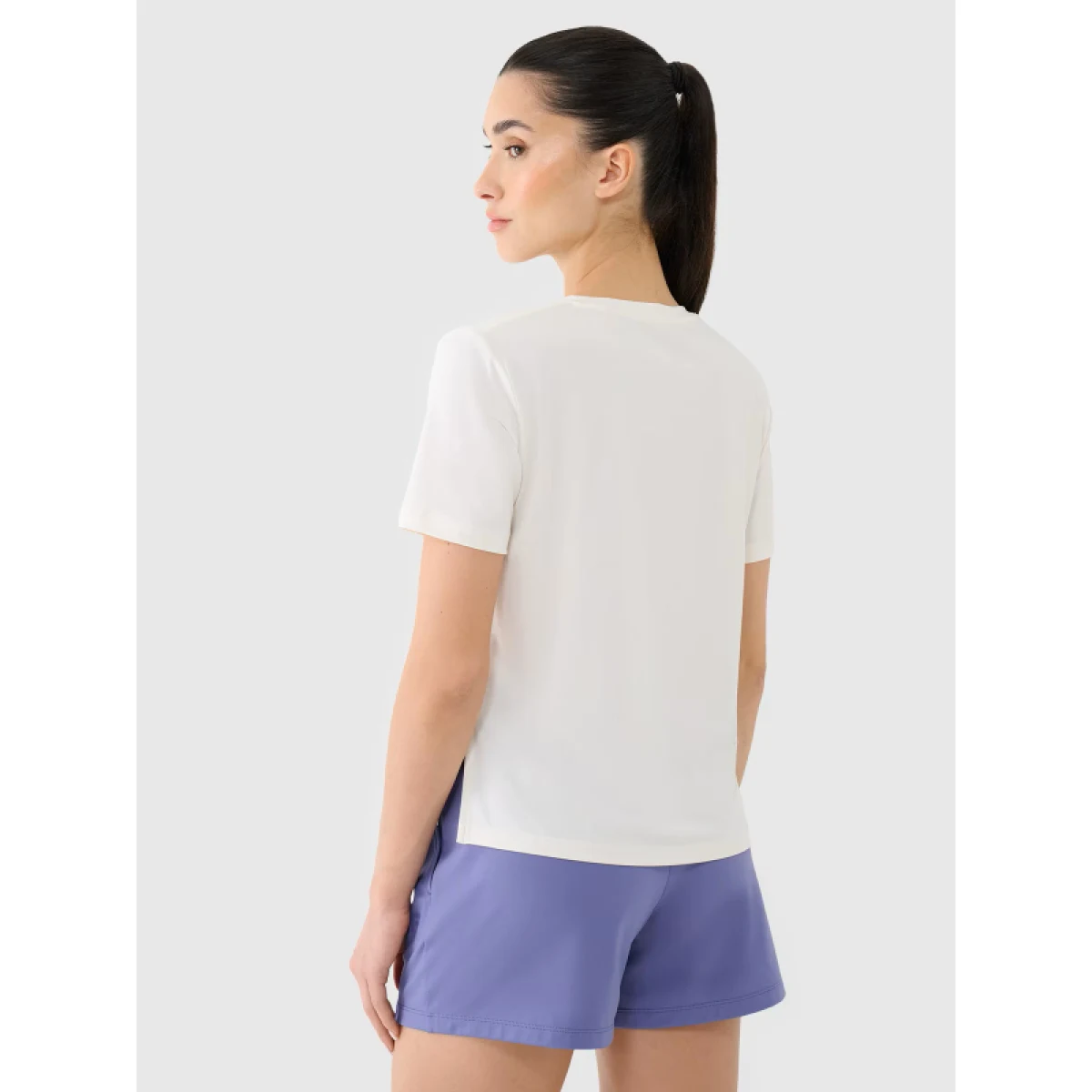 Dámské tréninkové tričko s krátkým rukávem 4F TSHIRT FNK F1236-11S-OFF WHITE · záber 3
