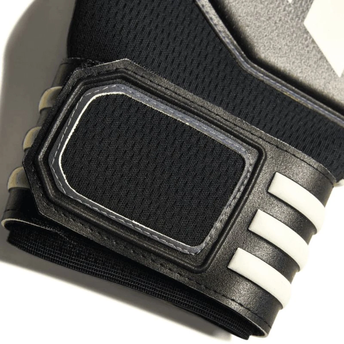 Adidas Tiro League kapuskesztyű - 11.5 · záber 2