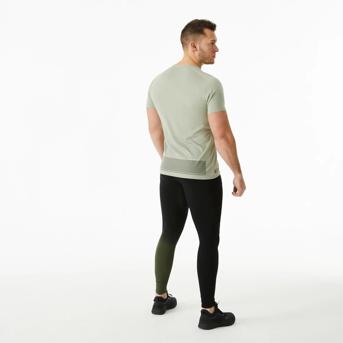 DOMYOS PÁNSKE TRIČKO NA KRUHOVÝ TRÉNING KAKI 2XL · záber 2