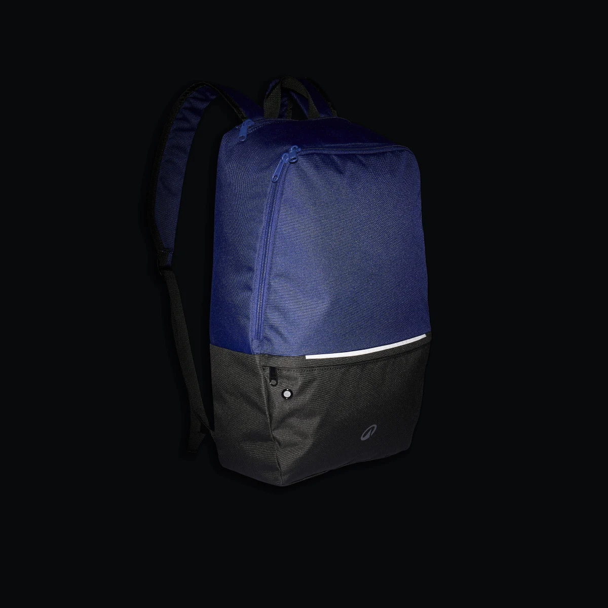 DECATHLON Športový batoh Essential 17 l modro-čierny bez · záber 2