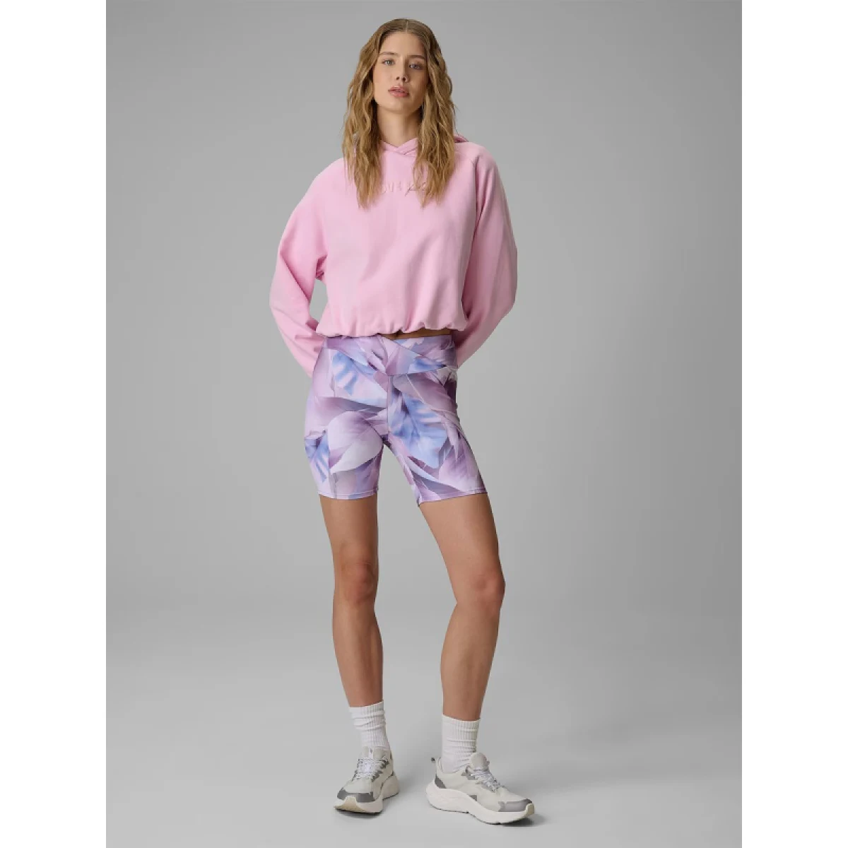Dámské kraťasy 4F SHORT TIGHTS CAS F018-90A-MULTICOLOUR ALLOVER · záber 3