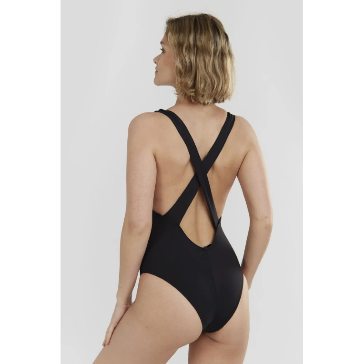 Dámske plavky FUNDANGO Venus Classic Suit-890-black · záber 3