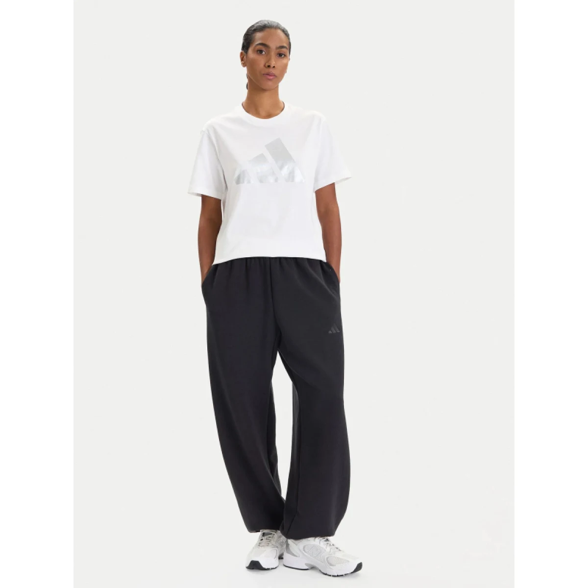 Dámske tričko s krátkym rukávom ADIDAS W C HOL MET T WHITE · záber 4