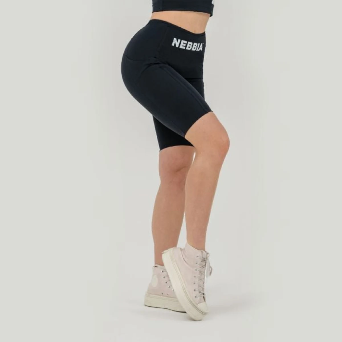 NEBBIA Dámske šortky Biker High Waist Gym Therapy Black XSXS · záber 1