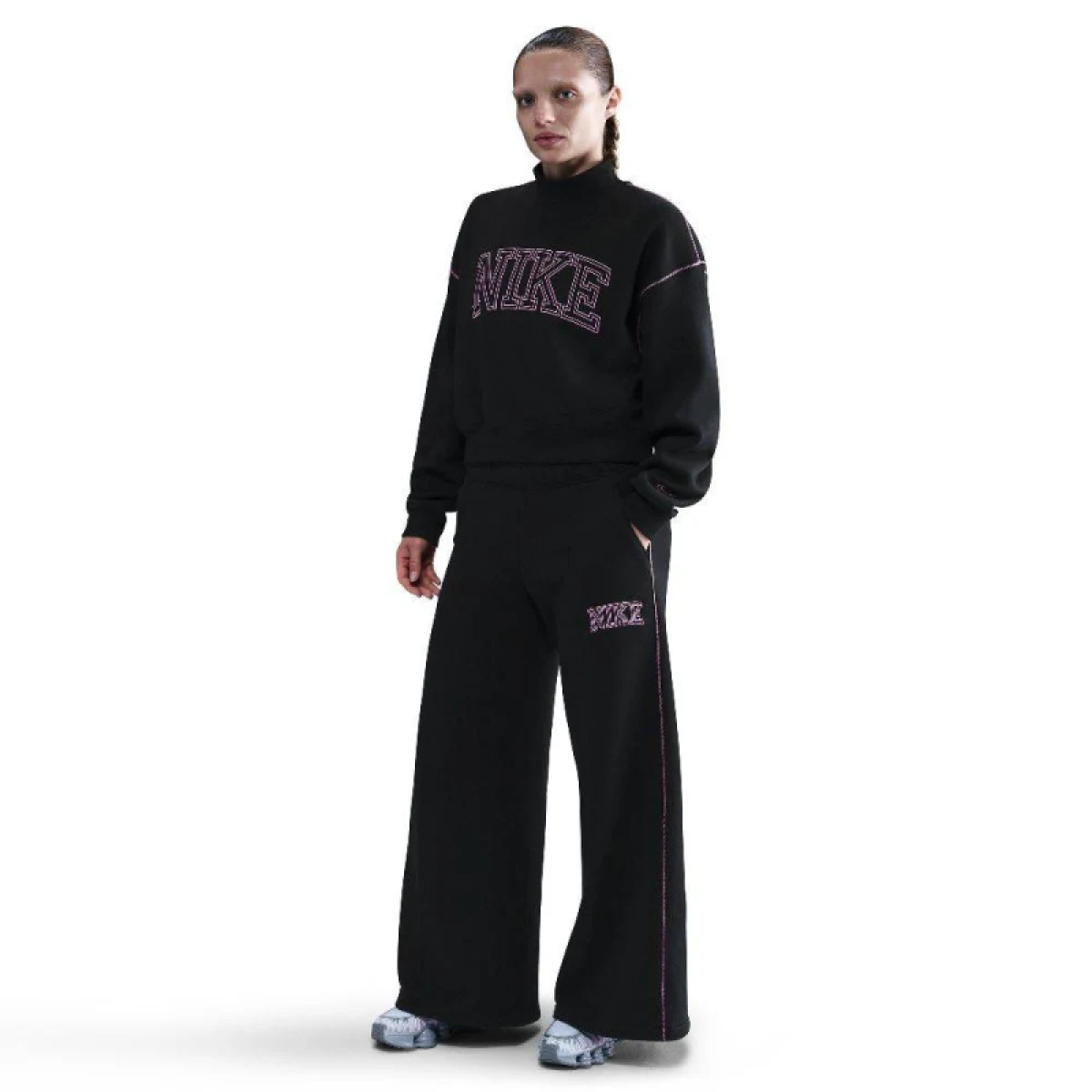Dámske tepláky NIKE W NSW PHNX FLC LOGO WIDE LEG BLACK · záber 2