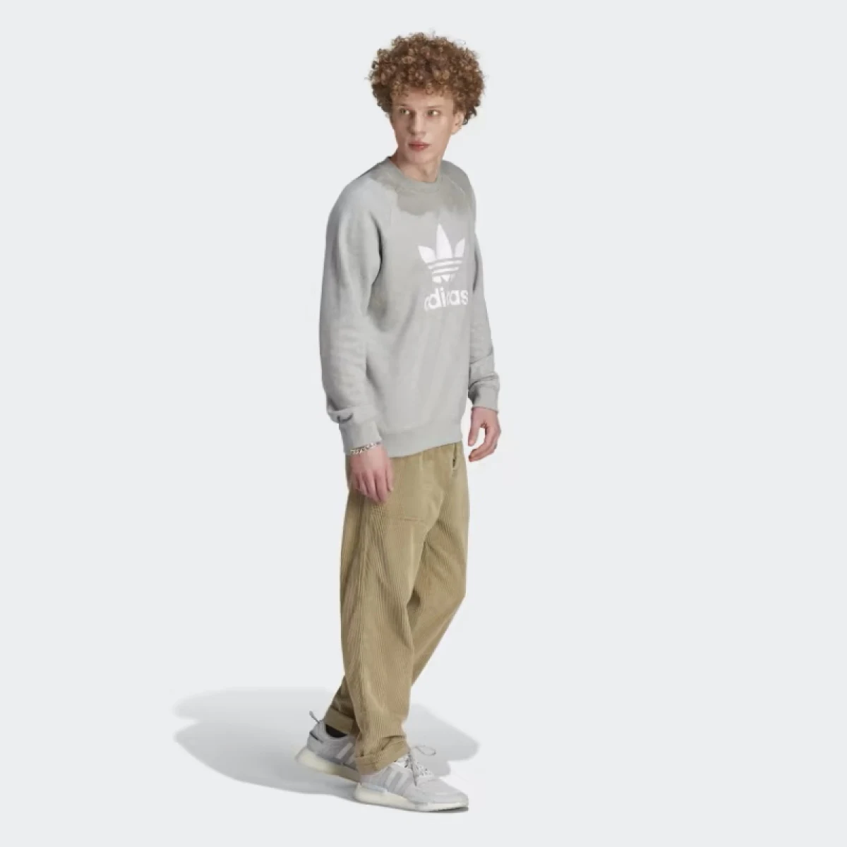 Pánská mikina ADIDAS ORIGINALS TREFOIL CREW-IM4501-medium grey heather · záber 4
