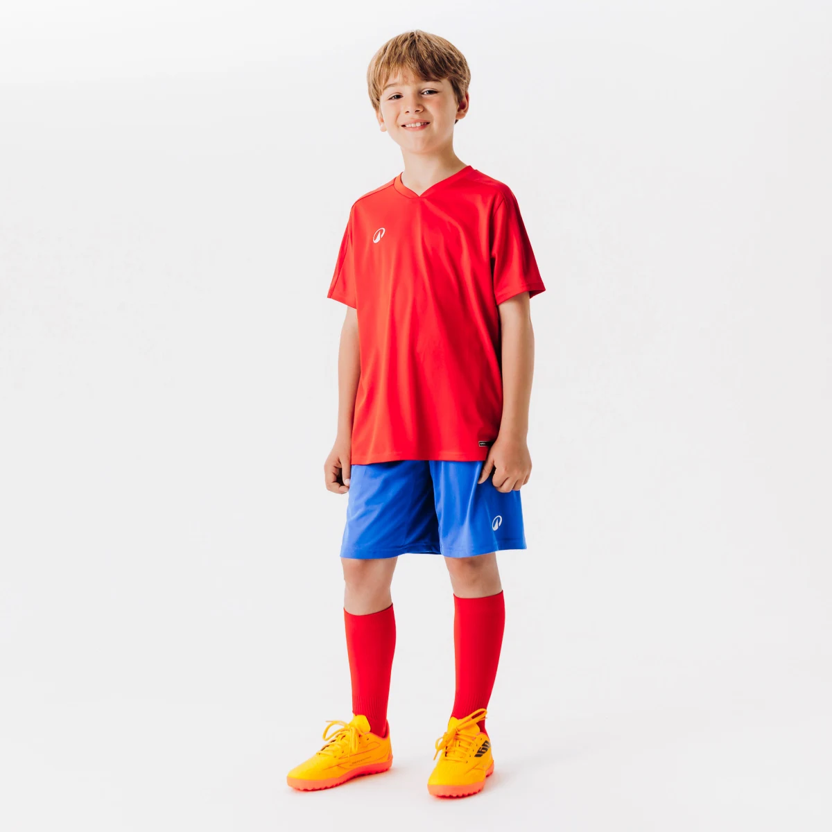 KIPSTA Detský dres ESSENTIEL Club červený 5-6 r (113-122 cm) · záber 2